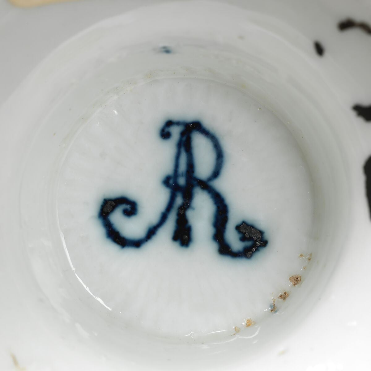 Factory mark on antique porcelain Antique porcelain factory mark