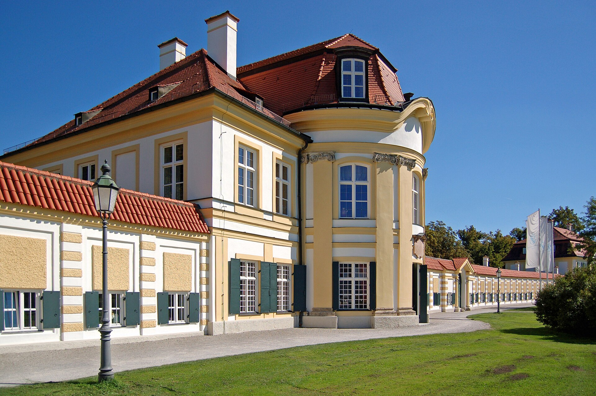 Nymphenburg Porcelain Manufactory – Мюнхен Историческа сграда на Nymphenburg Porcelain Manufactory в Мюнхен