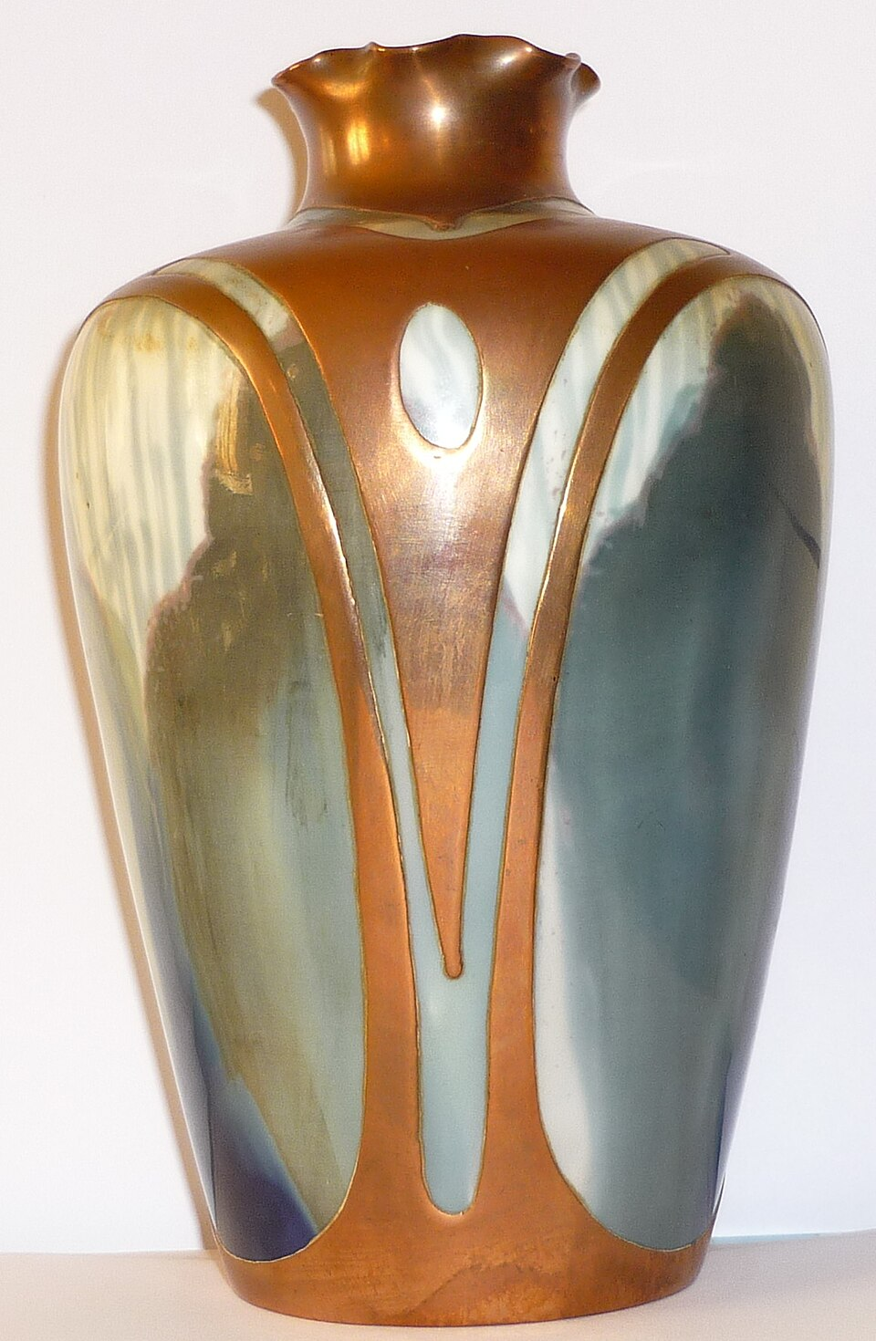 Rosenthal Bavaria – Art Nouveau ваза около 1900 г. Порцеланова ваза Rosenthal от Бавария в стил Art Nouveau около 1900 г.