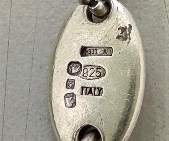Antique identification and historical marks