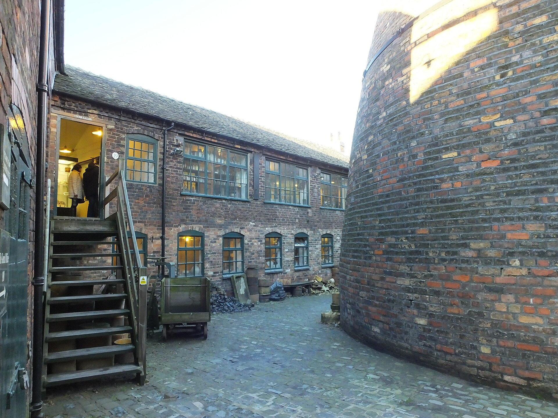 Historic Pottery Works and Bottle Kiln – Stoke-on-Trent Historic pottery works and bottle kiln in Stoke-on-Trent England illustrating the region's ceramic heritage