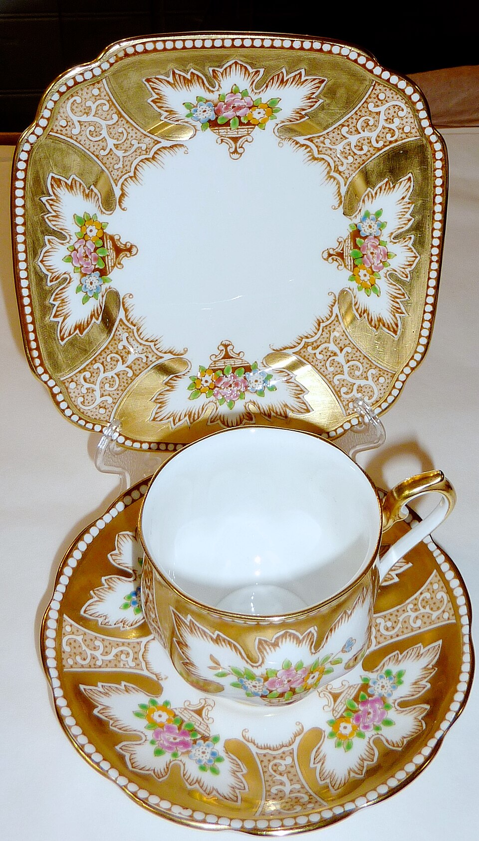 Vintage Royal Albert Royalty bone china tea set cup saucer and plate