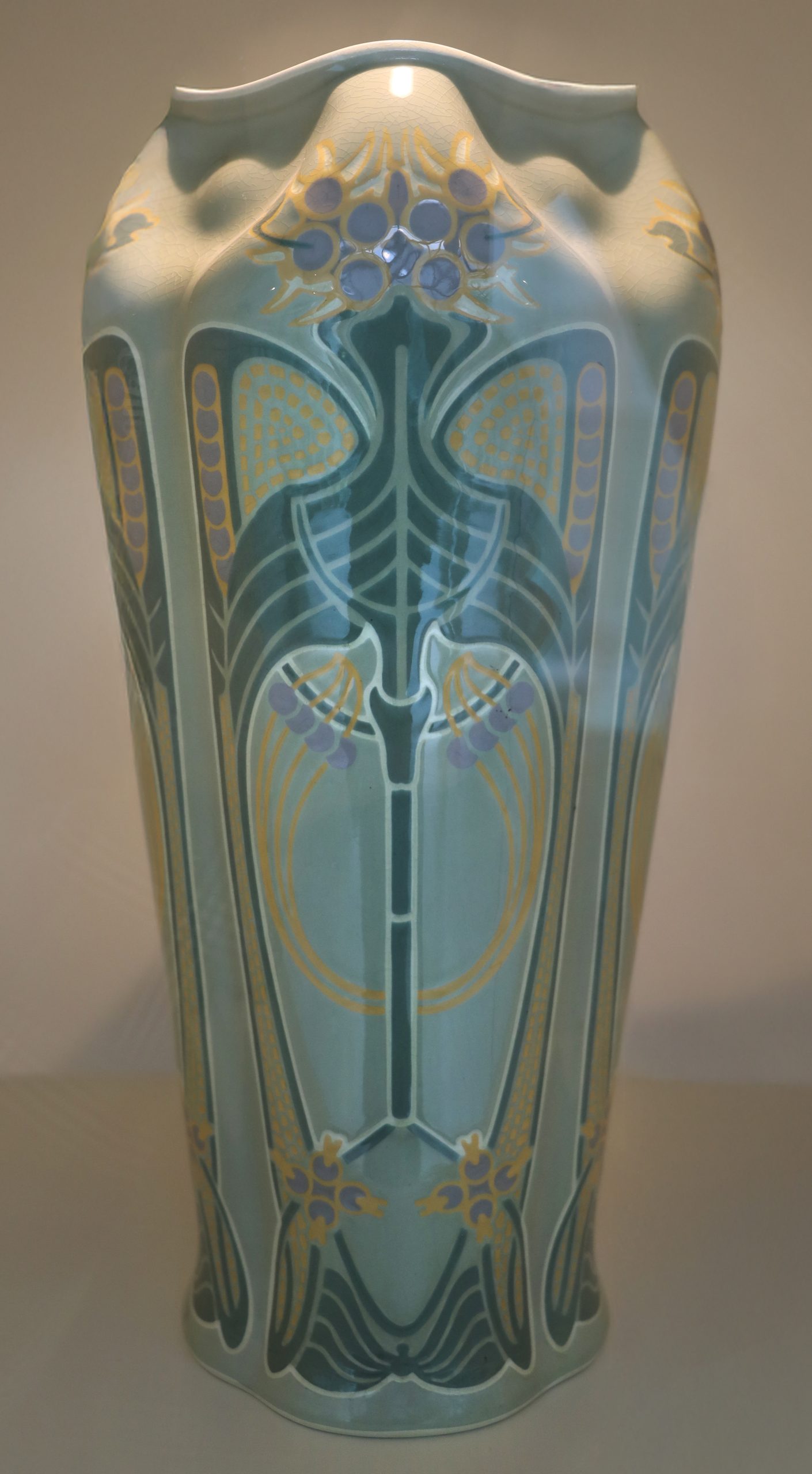 Antique Villeroy & Boch Mettlach decorative vase circa 1900 to 1909