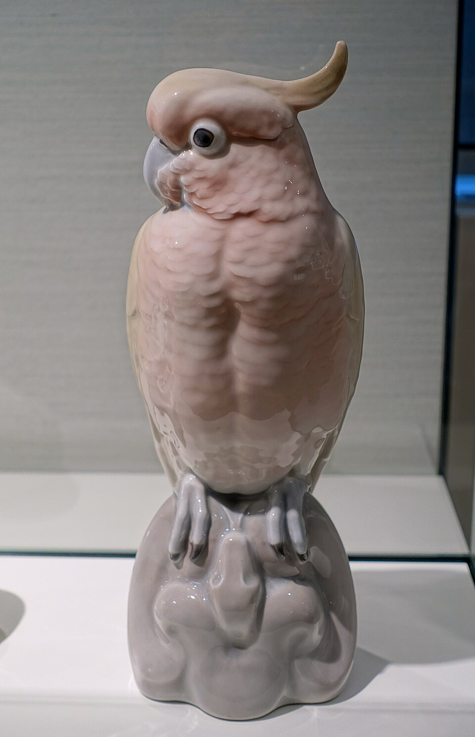 Bing & Grøndahl Cockatoo – Jens Peter Dahl-Jensen, 1902 Bing & Grøndahl porcelain cockatoo figure by Jens Peter Dahl-Jensen, Copenhagen, 1902