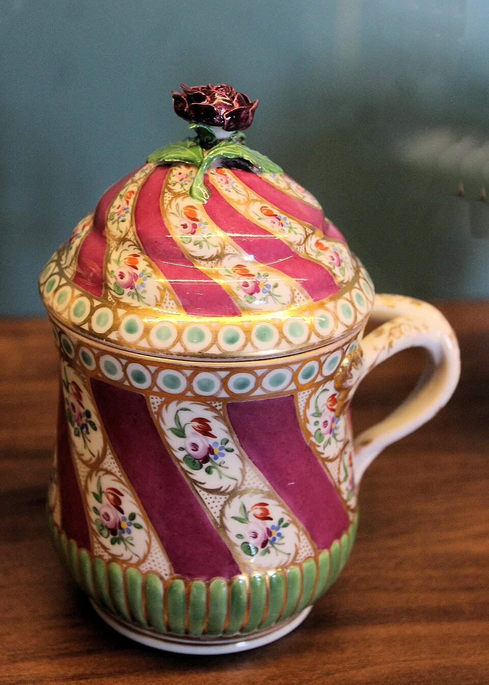 Wallendorf porcelain lidded cup with floral decoration gilding and sculpted rose finial